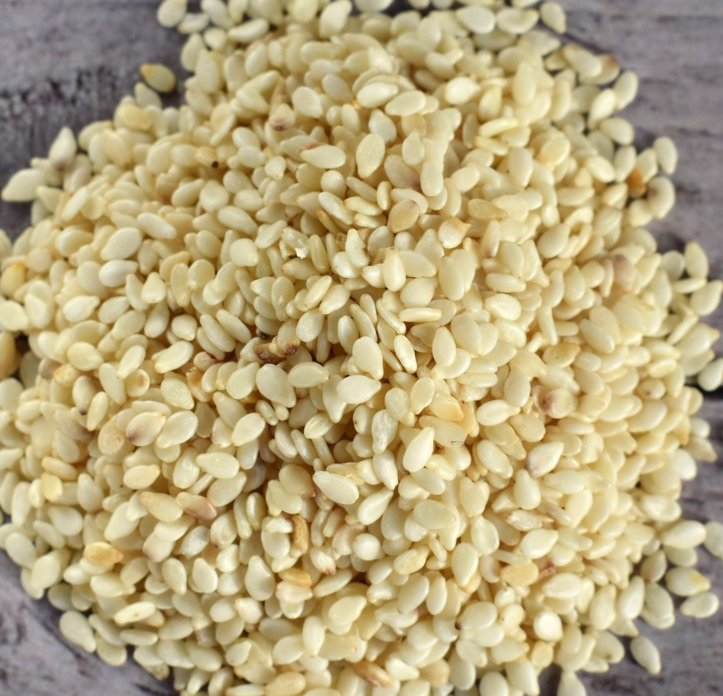 White sesame seed oil